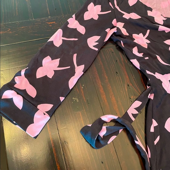 DVF Lavender Floral Silk Jill Wrap Top - Picture 3 of 5